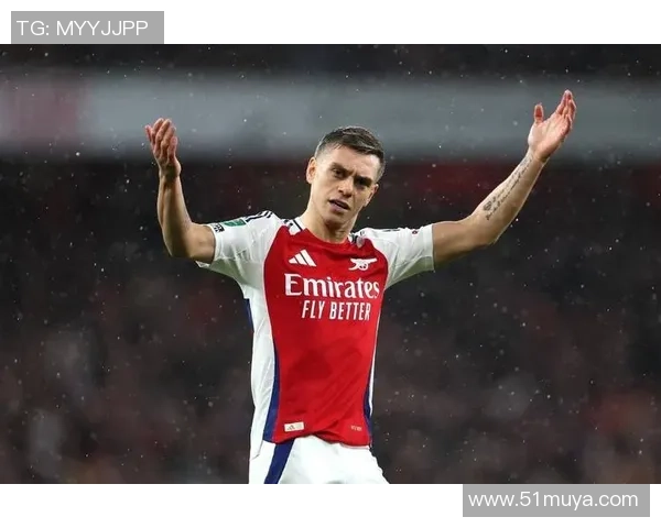 特罗萨德社媒晒照调侃定位球：人人都爱高质量定位球难道不是吗